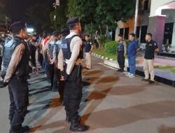 Kasi Humas Polres Metro Bekasi AKP Akhmadi Pimpin Patroli Cegah Gangguan Keamanan