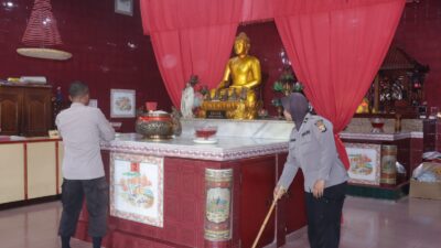 Jelang Imlek, Kapolres Lamsel Silaturahmi Ke Vihara Dharma Sasana Kalianda