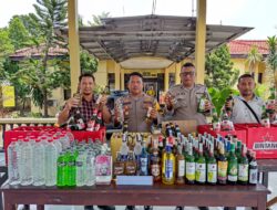 Ops Pekat Semeru 2024, Polsek Mojosari Sita Ratusan Botol Miras