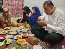 Diajak Tri Adhianto Sahur Bersama, Mak Nisah Nangis Terharu