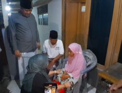 Malam Takbir Calon Walikota Bekasi Tri Adhianto Berkunjung Ke Sepanjang Jaya