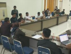 Gabungan LSM dan Mahasiswa Desak DPRD Usulkan Ganti Pj Bupati Polman