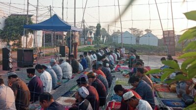 Warga Perumahan Green City Subang, Laksanakan Sholat Idul Adha di Halaman Tanah Kosong