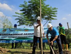 Peringati Hari Lingkungan Hidup, DLH Kabupaten Bekasi Hadiri Acara Penanaman Pohon Bersama Fajarpaper