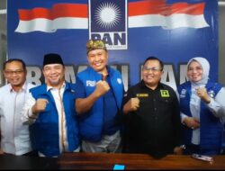 DPD PAN Kota Bekasi Memberikan Surat Tugas Ke Bacalon Walikota Kota Bekasi