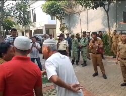 Demi Pertahankan Lahan, Anggota Kepolisian Aparatur Pemerintahan Kota Bekasi