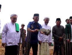 Jangcik Wakili Gubernur Jambi Hadiri Maulid di Ponpes Raudataul Mujawwid