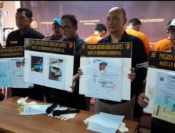 Polres Bekasi Kota Menangkap Tiga Pelaku Yang Membuat Surat Keterangan Palsu Sebagai Syarat Pengajuan Kredit