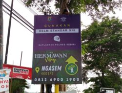 Peduli Keselamatan Berlalu Lintas, The Hermawan Village Pasang Banner Keselamatan