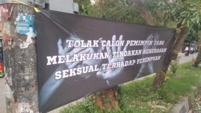 Terpampang Spanduk di Jalan Kota Bekasi Bertuliskan “Tolak Calon Pemimpin Kekerasan Seksual”