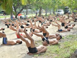 Tingkatkan Kemampuan Fisik Prajurit, Batalyon Infanteri 7 Marinir Melaksanakan Latihan Renang