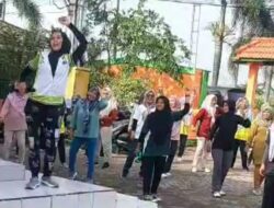 Desa Bangkelolor Gresik Gelar Senam Sehat Bersama