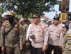 Ratusan Personel Polisi Amankan Penertiban Lahan di Lampung Selatan dengan Pendekatan Humanis